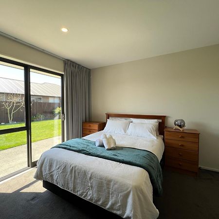 Wigram Sunny Quiet Home Christchurch Eksteriør billede