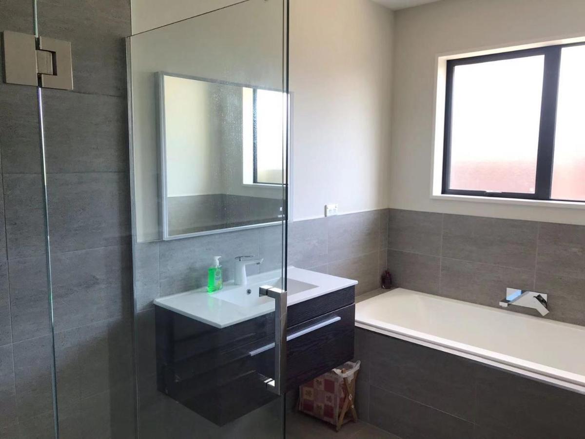 Wigram Sunny Quiet Home Christchurch Eksteriør billede