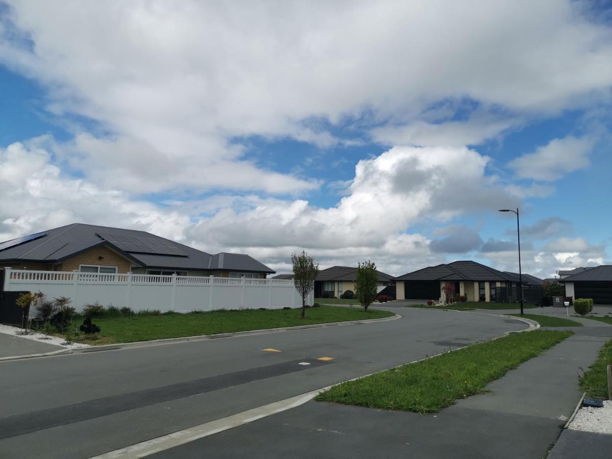 Wigram Sunny Quiet Home Christchurch Eksteriør billede